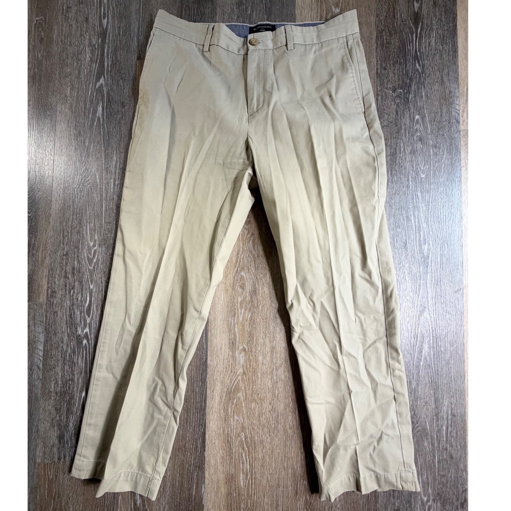 Banana Republic Emerson Chinos Mens 35x30 Khaki Straight Leg Cotton Pants
